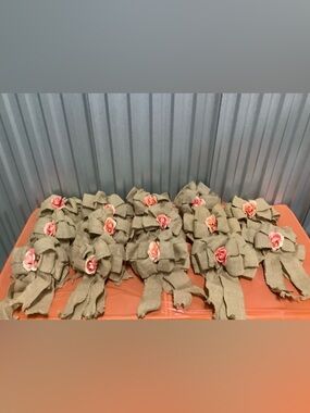 14 wedding burlap bows with peach flowers in the middle